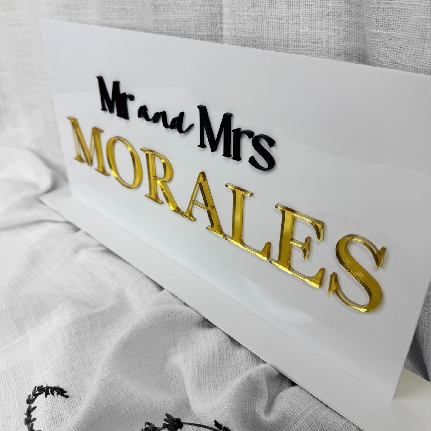 Mr. and Mrs. Table Sign